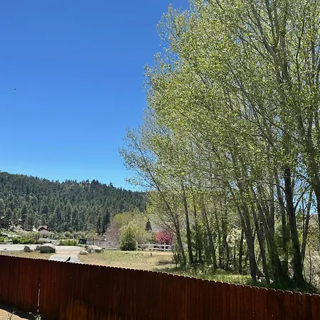 Boulder Bay Chalet Condo - Mountain Charm Condo With Lake View And Wifi!